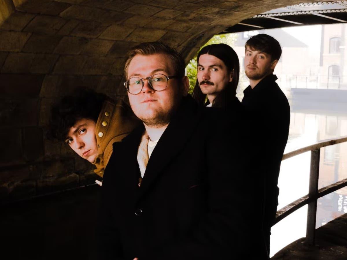 THE LATHUMS VOLTAM ÀS RAÍZES EM MANCHESTER COM CINCO SHOWS ÍNTIMOS